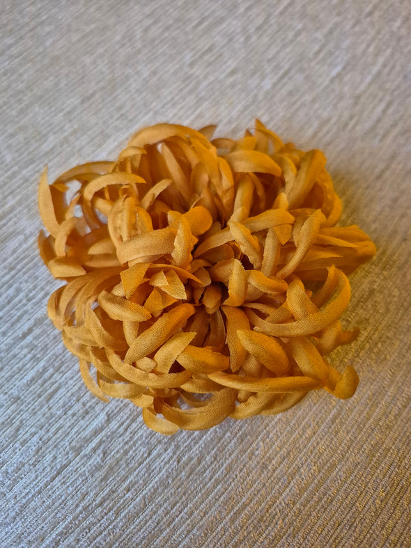 Natural Dye Flower Brooch (Medium)