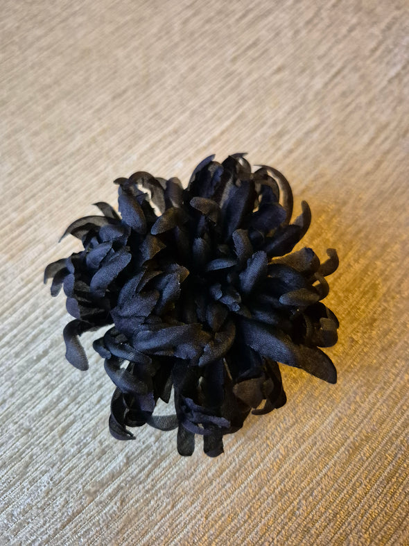 Natural Dye Flower Brooch (Small)