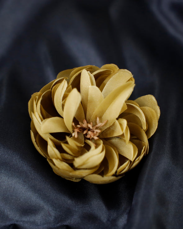 Silk Brooch - Chrysanthemum