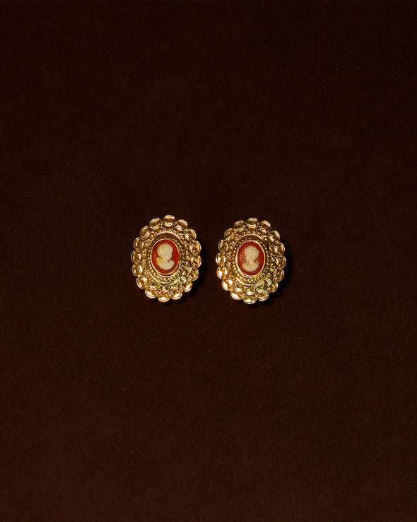 Clip Earrings - La liaison amoureuse