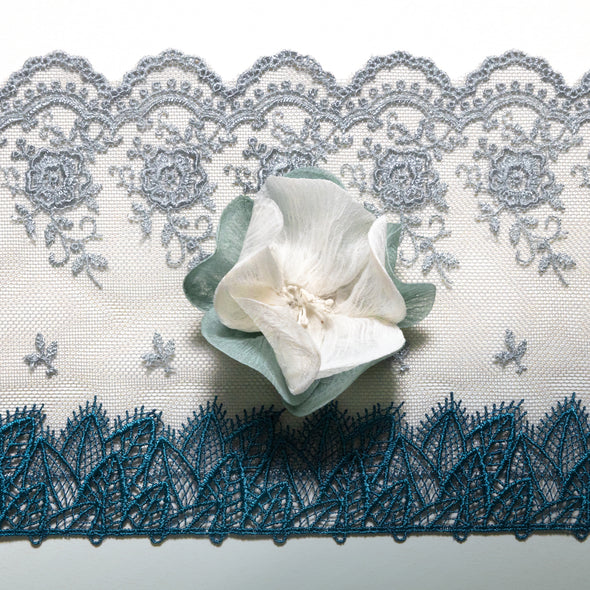 French Lace and Brooch Set (Blue)